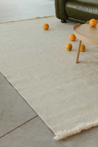 Shuttle Weave Rug Sample Sale! / Dolomite 6' x 9'